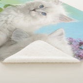 TWEE WITTE KITTENS SHERPA DEKEN (3/4)