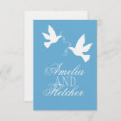 Twee witte liefde vogels blauw formele bruiloft RS RSVP Kaartje (Voorkant / Achterkant)
