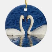 Twee witte Swans vormen het Geheime Teken Keramisch Ornament (Voorkant)
