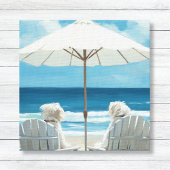 Twee witte terriërs ontspannen op het strand - Kin Canvas Afdruk