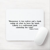 Twee Wolven en een Lamb Muismat (Met muis)