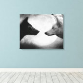 Twee wolven tegenover elkaar canvas afdruk (Insitu (Houten vloer))