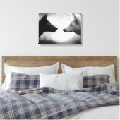 Twee wolven tegenover elkaar canvas afdruk (Insitu (Slaapkamer))