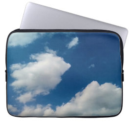 Twee zachte wolken laptop sleeve
