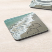 Twee zand harten op de strand, de Romantische Ocea Bier Onderzetter (Linkerzijde)