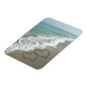 Twee zand harten op de strand, de Romantische Ocea Magneet (Linkerzijde)