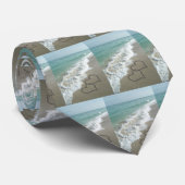 Twee zand harten op de strand, de Romantische Ocea Stropdas (Opgerold)