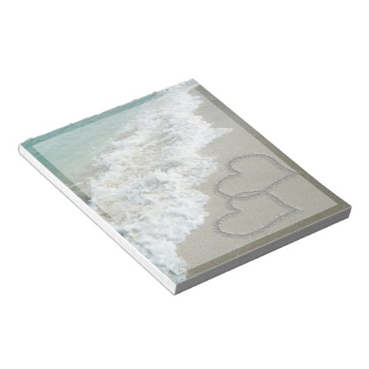 Twee Zand-harten op het strand Notitieblok (Schuin)