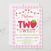 Twee zoete aardbeienverjaardag kaart (Voorkant)