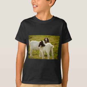 Twee zoete Boer-geiten in het veld Boerderijdieren T-shirt