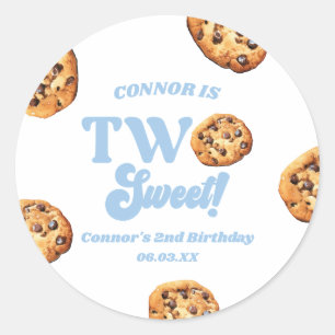 Twee zoete koekjes en melk 2e verjaardagsfeest ronde sticker