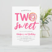 Twee zoete roze donut 2e verjaardag kaart (Staand voorkant)