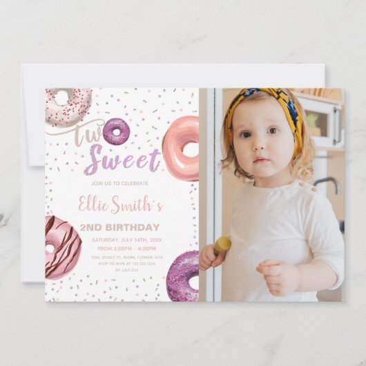 Twee zoete roze donut Birthday Invitation foto Kaart (Voorkant)