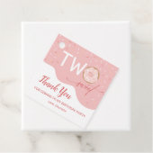 Twee zoete roze kikkerende meisjes van de afgelope bedankjes labels (In situ)