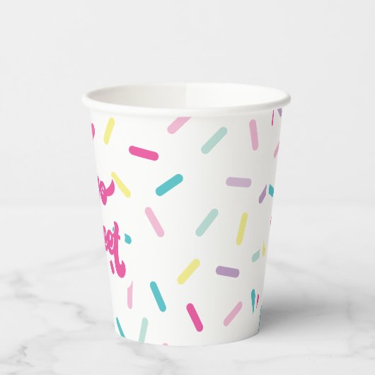 Twee zoete sprenkels 2e verjaardag papieren bekers (Links)