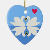 Twee zwanen in de klassieke Valentijn van de Heart Keramisch Ornament (Rechts)