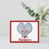 Twee Zwanen Zwemmen w / tekst "Life Partners" Briefkaart (Staand voorkant)