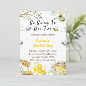 Tweede bijendag zo lief om twee verjaardagsfeestje kaart (Staand voorkant)