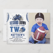 Tweede Down Football 2e Verjaardag Fotouitnodiging Kaart (Voorkant)