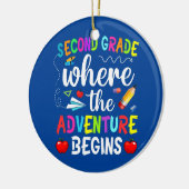 Tweede rang waar het avontuur Kinder begint Keramisch Ornament (Links)
