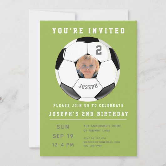 Tweede verjaardag groene foto uitnodiging tot voet (Voorkant)