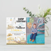 Tweede verjaardag van de aanleg van een vuilniswag kaart (Staand voorkant)