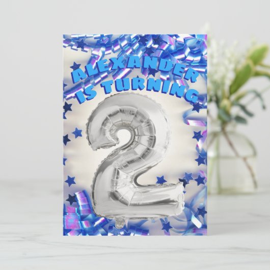 Tweede verjaardag Zilver en Blauwe Leeftijd 2 Jong Kaart (Staand voorkant)