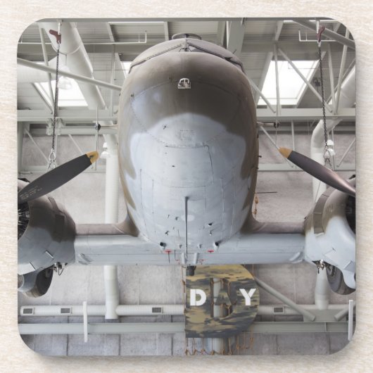 Tweede Wereldoorlog C-47 Dakota-vliegtuig, Onderzetter (Voorkant)