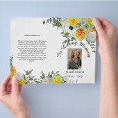Tweeledig Geel Rozen Uitvaartprogramma Flyer (Hand)