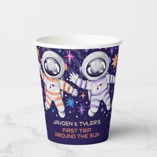 Tweeling eerste reis rond de Zon Astronaut Rockets Papieren Bekers (Voorkant)