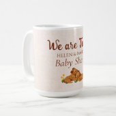 Tweeling genderneutraal baby shower mok (Voorkant links)