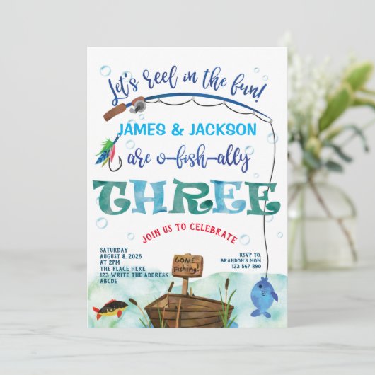 Tweeling O-fish-ally Kleine Visser 3de Kaart (Staand voorkant)