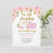 Tweeling Roze en Gouden Pompoen Baby shower Uitnod Kaart (Staand voorkant)