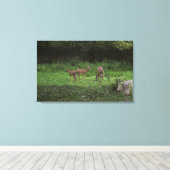 Tweelingen en hun Mamma's Canvas Afdruk (Insitu (Houten vloer))