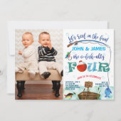 Tweelingen jongens kleine visser op 4-jarige verja kaart (Voorkant)