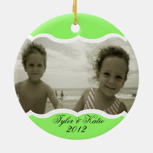 Tweelingfoto Heldergroen Keramisch Ornament (Achterkant)