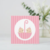 Tweelingmeisjes in Pink Umbrella Kaart (Staand voorkant)