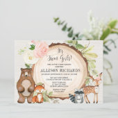 Tweelingmeisjes roze floraal baby shower met bos kaart (Staand voorkant)