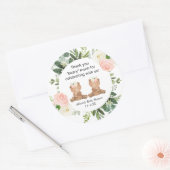 Tweelingmeisjes teddy dragen roze baby shower dank ronde sticker (Envelop)