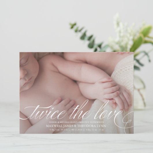 Tweelvoudige bekendmaking van geboorte Twee keer d Aankondiging (Staand voorkant)