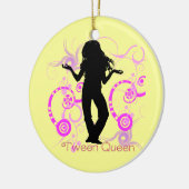 Tween Queen Ornament (Links)