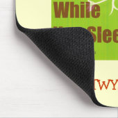 Tweet terwijl je slaapt in Mousepad Muismat (Hoek)