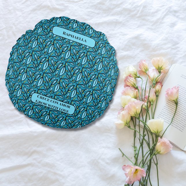 Tweetalig blauw blad Crece con Amor & Naam Rond Kussen (Round Pillow with custom text Grow with Love/Crece con Amor & personalized name multilingual project)