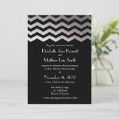Tweetalige zilveren nacht Chevron bruiloft uitnodi Kaart (Staand voorkant)
