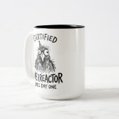 Tweetonige mok verrassende overreactie (Voorkant links)