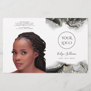 Tweevoudig brochure voor zwart marmerontwerp