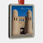 Tweevoudig getwijnd West Gate - Khiva, Oezbekistan Metalen Ornament (Rechts)