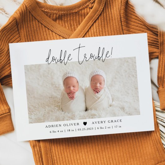 Tweevoudige Trouble Twins Photo Birth Aankondiging