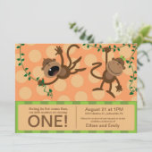 Tweins eerste verjaardagsfeest uitnodigingen. kaart (Staand voorkant)