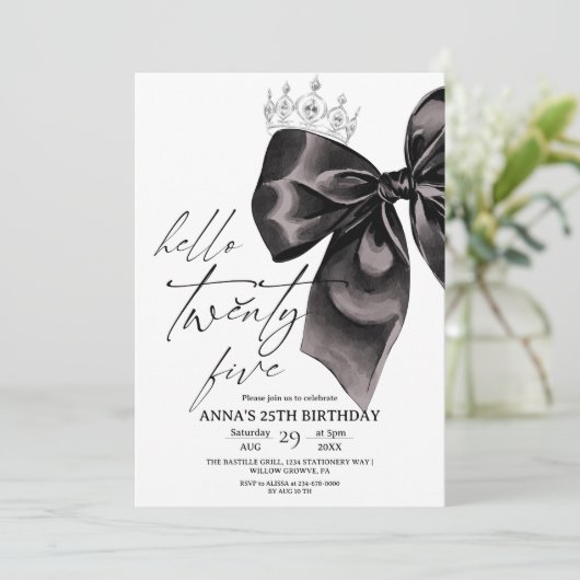 Twenty five Black Bow 25th Birthday Invitation Kaart (Staand voorkant)